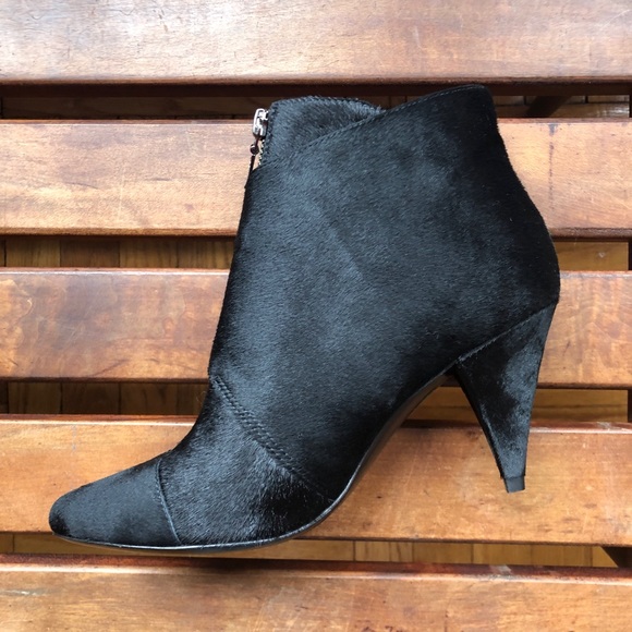 Belle by Sigerson Morrison Black Booties Brand New - Picture 4 of 8